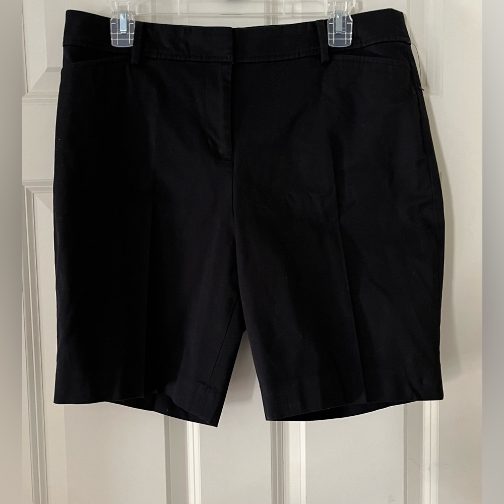 Talbots Perfect Shorts black, size 10P summer casual neutral cotton stretch